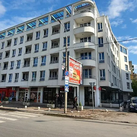 Apartment Colonel 944